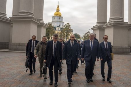 Franca premton mbështetje për propozimin e Ukrainës për t’i dhënë fund luftës me Rusinë