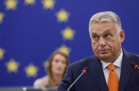 Viktor Orbán pretendon se BE-ja instaloi ‘qeverinë kukull’ në Poloni