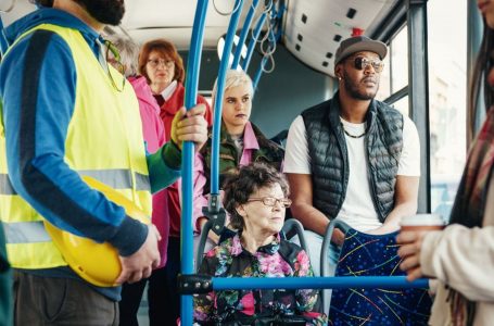 Evropianët në qytetet e mëdha ‘braktisin makinat’ kur transporti publik është i disponueshëm
