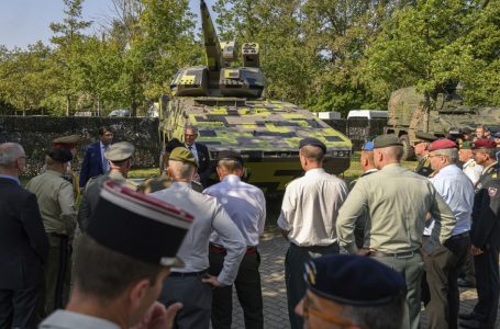 Gjermania dhe Britania e Madhe synojnë marrëveshjen ‘pikturë’ për të prodhuar armë artilerie