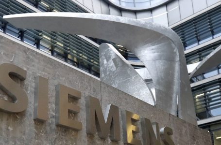 Siemens blen grupin amerikan të softuerit në marrëveshje me vlerë miliarda euro