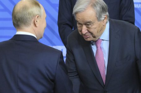 Zelensky refuzon vizitën e shefit të OKB-së në Ukrainë lidhur me udhëtimin me Rusinë, pretendon raporti