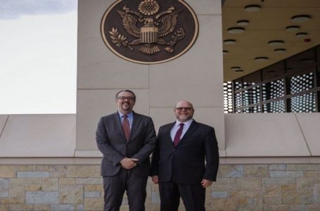 Hovenier: Vizita e Kasanofit tregon mbështetjen për popullin e Kosovës