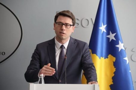 ​Murati: Vendimi për ngritjen e pagave është në përputhje me ligjet në fuqi