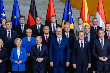 Liderët e Ballkanit Perëndimor nënshkruajnë marrëveshje të reja në Berlin