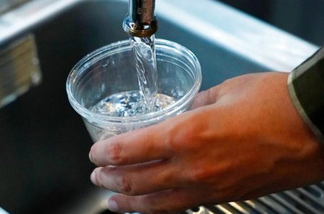 IKSHPK rekomandon që uji të mos konsumohet për pije