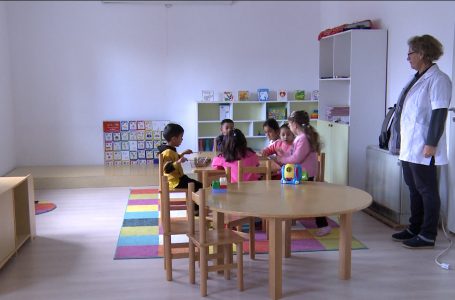 Prindërit dhe edukatoret kërkojnë subvencionim edhe për nxënësit në nivel parafillor