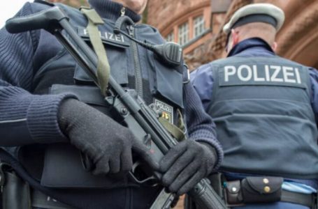 Gjendet një çantë me eksploziv në një stacion treni në Berlin