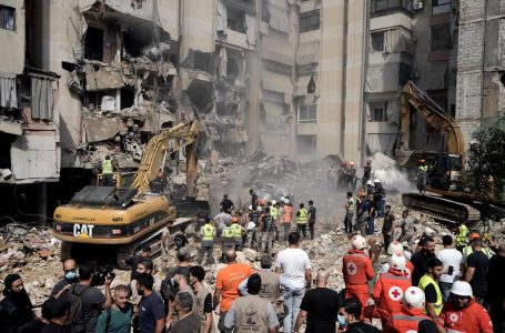 Izraeli konfirmon sulmin mbi “qendrën komanduese” të Hezbollahut në jug të Libanit