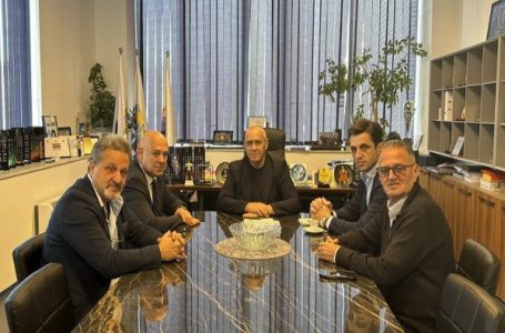 ​FFK dhe komuna e Gjakovës nënshkruajnë memorandum bashkëpunimi