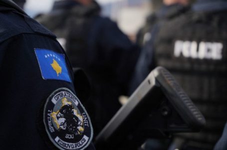 Një muaj paraburgim për të dyshuarin për vrasjen e vëllait në Prishtinë