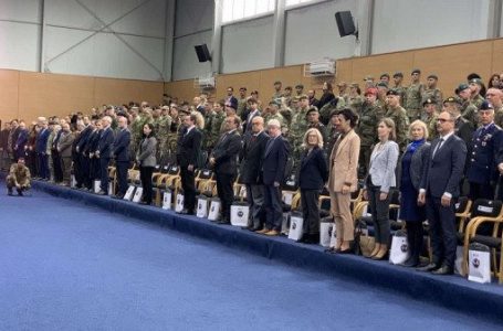 Fillon ceremonia e ndërrimit të komandës të KFOR-it
