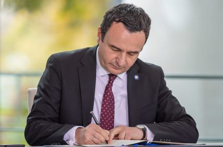 Rritja e pensioneve për 20 për qind, Kurti: Fillon nga ky muaj