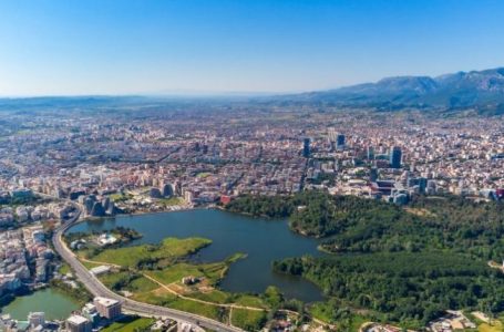 “Islands”: Tirana, një nga perlat më autentike të fshehura të Evropës