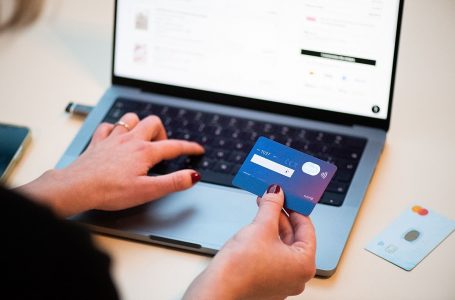 Shqipëria ka nivelin më të ulët të shitjeve online në rajon