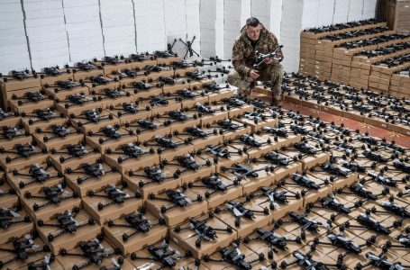 Ukraina tani mund të prodhojë 4 milionë dronë në vit