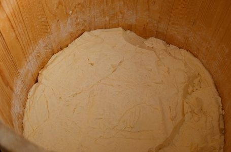 Çmime të larta të bylmetit, deri në 10 euro për kilogram djath
