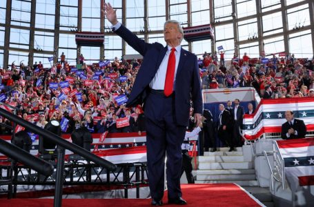 Trumpi rishkroi hartën politike të Amerikës