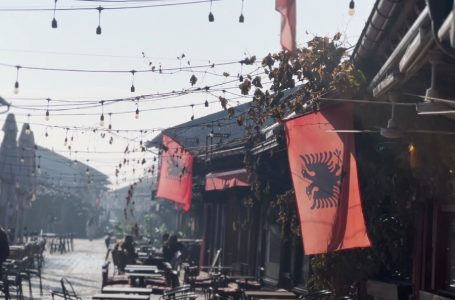 28 Nëntori në Gjakovë: Një festë e paharrueshme