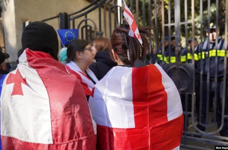 Rezultati i zgjedhjeve në Gjeorgji, opozita i vazhdon protestat