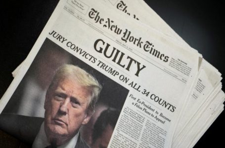 Trump kërkon dhjetë miliardë dollarë si dëmshpërblim prej New York Times