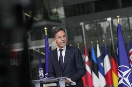 Shefi i NATO-s thotë se lidhjet e Rusisë me Korenë e Veriut, Iranin e Kinën po kërcënojnë paqen