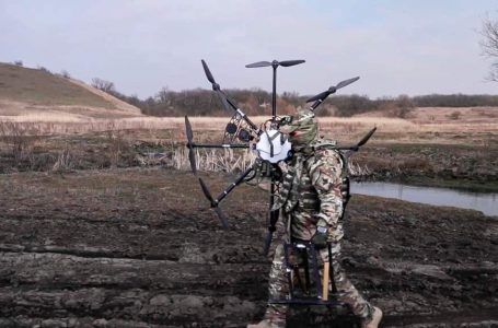 Sulmet ukrainase me dronë në Moskë detyrojnë 3 aeroporte të mbyllen