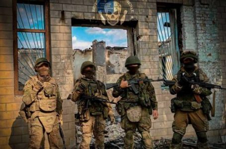 Raporti i WGC: Rusia financon luftën në Ukrainë përmes minierave të paligjshme të arit në Afrikë