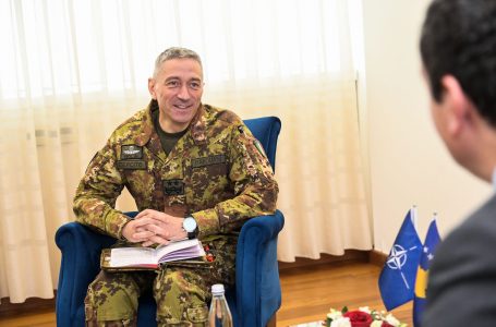 Barduani: Zgjidhja mes Kosovës dhe Serbisë s’duhet të jetë me mjete ushtarake, por me dialog