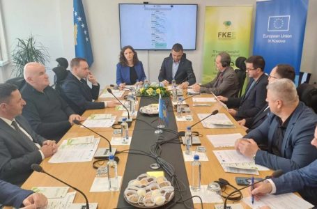 Firmoset marrëveshja me 13 komuna për masat e efiçiencës në ndërtesa sociale