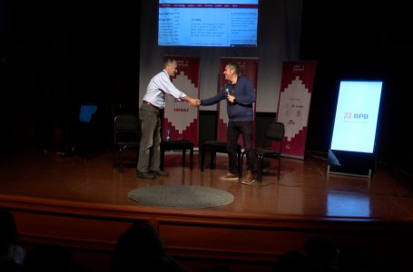 “Ditët e Nëntorit” solli në panel diskutimi Gjergj Bojaxhiun