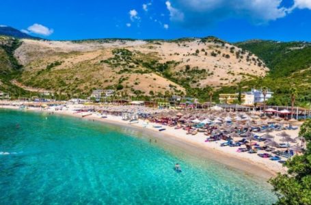 “Daily Express”: Shqipëria – vendi i vogël evropian më i bukur se Greqia dhe Kroacia
