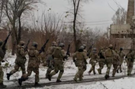 Shtetet e Bashkuara i kërkojnë Ukrainës të rrisë mobilizimin ushtarak për të luftuar Rusinë