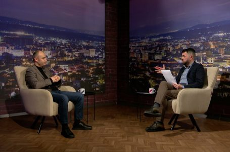Intervista e fundvitit: Kushtrim Brahimaj – Menaxher i Burimeve Njerëzore në komunën e Gjakovës