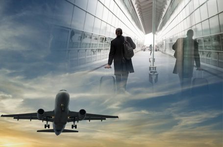 ASK: Rritet numri i fluturimeve dhe i udhëtarëve me avion