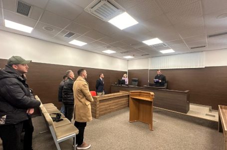Dënohen me 7 vjet burgim dhe 1500 euro gjobë hajnat e Teqes së Madhe në Gjakovë