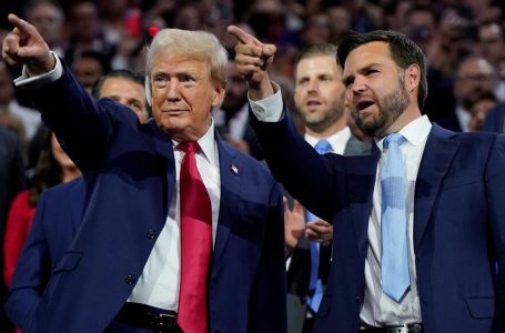 JD Vance, zëvendëspresidenti i ShBA-së që dikur e quante Trumpin “Hitleri i Amerikës”