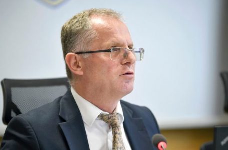 Bislimi: Shpërthimi në veri të Kosovës tregon se Beogradi nuk do normalizim