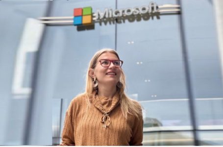 Shkencëtarja shqiptare në krye të projekteve me Al në Microsoft ndan historinë e saj të suksesit