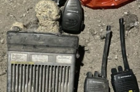 “AK-47, pesë karikatorë, radiolidhje”, çka konfiskoi policia gjatë një aksioni në veri?
