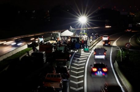 Fermerët francezë në protesta mbi marrëveshjen tregtare BE-Mercosur