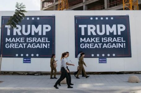 Pas fitores së Trumpit, Jerusalemi mbushet me fotografitë me mbishkrimin “bëjeni Izraelin të madh”