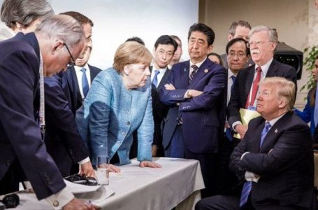 Merkel në librin e kujtimeve evokon trikat për t’u marrë me Donald Trump