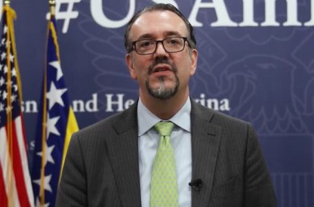 Kasanof: Nuk pres që politika e SHBA-së ndaj Ballkanit Perëndimor të ndryshojë gjatë mandatit të Trumpit