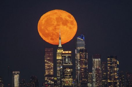 Sonte superhëna e fundit e plotë e vitit 2024