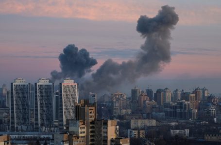 Raketat ruse shënjestrojnë Ukrainën jugore