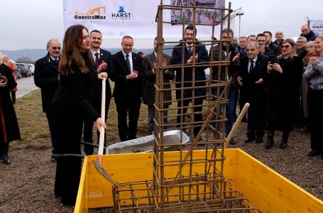 Vihet gurthemeli i Kampusit të Fakultetit të Mjeksisë të Universitetit “Fehmi Agani”