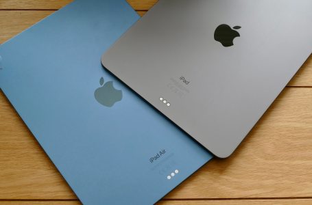 Apple po punon në një iPad të palosshëm
