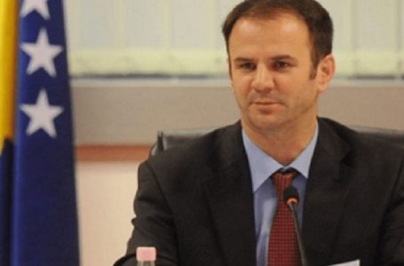 Bastiset shtëpia e Hajredin Kuçit
