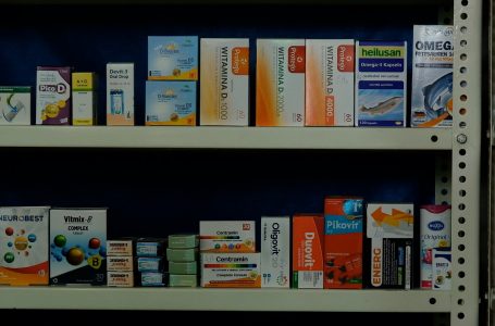 Mirëpritet vendimi për çmimet e unifikuara të barnave që do të hyjë në fuqi nga muaji i ardhshëm